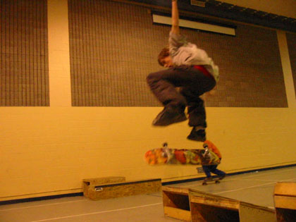 Chosen One > March 6, 2003 Skate Park > Picture 55
 (Click on image for a larger view)