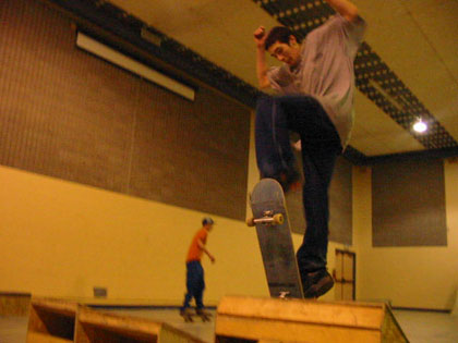 Chosen One > March 6, 2003 Skate Park > Picture 61
 (Click on image for a larger view)