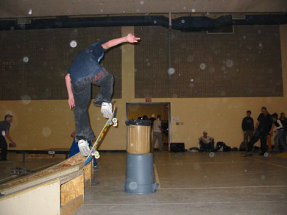 Chosen One > March 6, 2003 Skate Park > Picture 86
 (Click on image for a larger view)