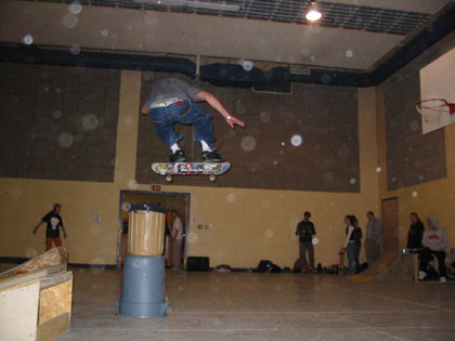 Chosen One > March 6, 2003 Skate Park > Picture 99
 (Click on image for a larger view)