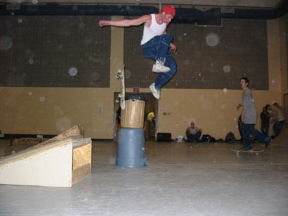 Chosen One > March 6, 2003 Skate Park > Picture 104
 (Click on image for a larger view)