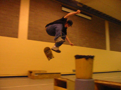 Chosen One > March 6, 2003 Skate Park > Picture 122
 (Click on image for a larger view)