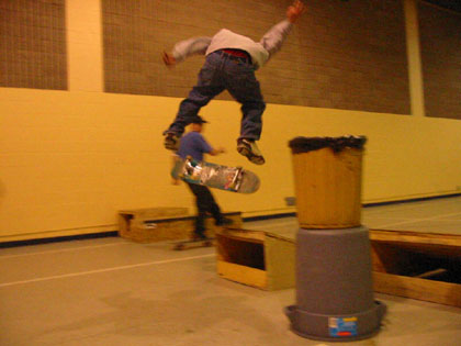 Chosen One > March 6, 2003 Skate Park > Picture 125
 (Click on image for a larger view)