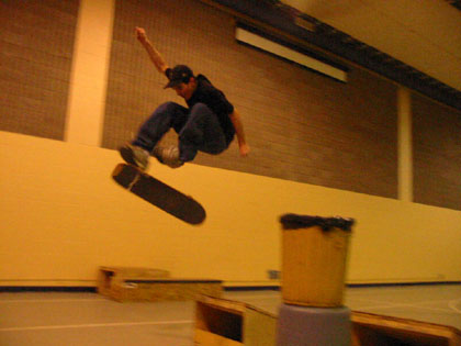 Chosen One > March 6, 2003 Skate Park > Picture 130
 (Click on image for a larger view)