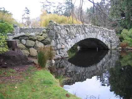 This stone
bridge made me think of dad