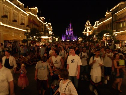 Throngs of people in the Magic Kingdom