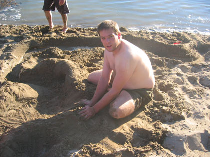 Baynes Lake 2005 > Sandcastle > Picture 2
 (Click on image for a larger view)