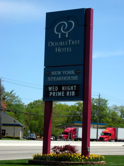 DoubleTree sign
